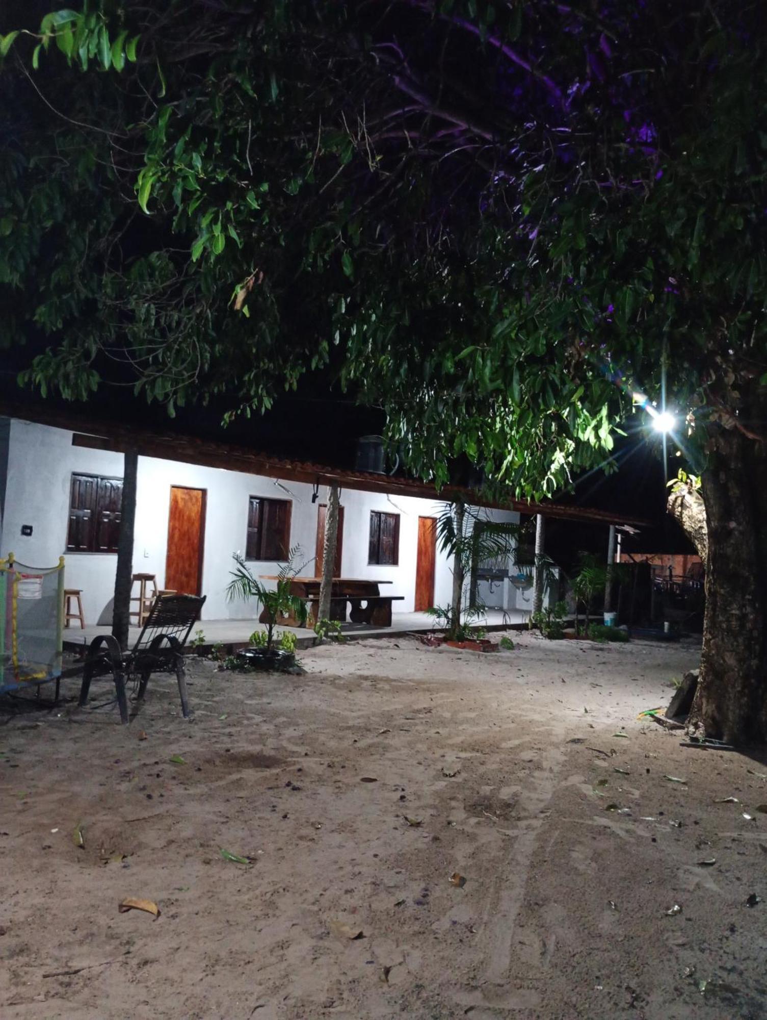 Hostel E Camping Na Rua Das Flores Santo Amaro do Maranhao Exterior photo